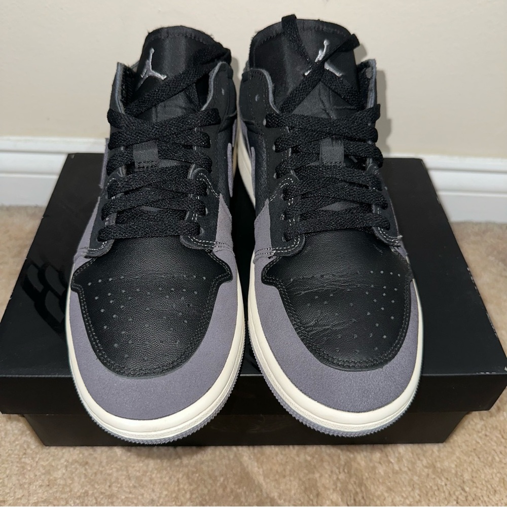 Nike Air Jordan 1 Low SE Craft 'Inside Out - Black'-size 8 (men)